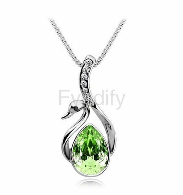 Short diamond drop crystal necklace - beautiful swan