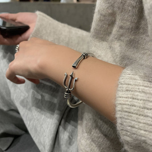 Silver Retro Bangle Bracelet
