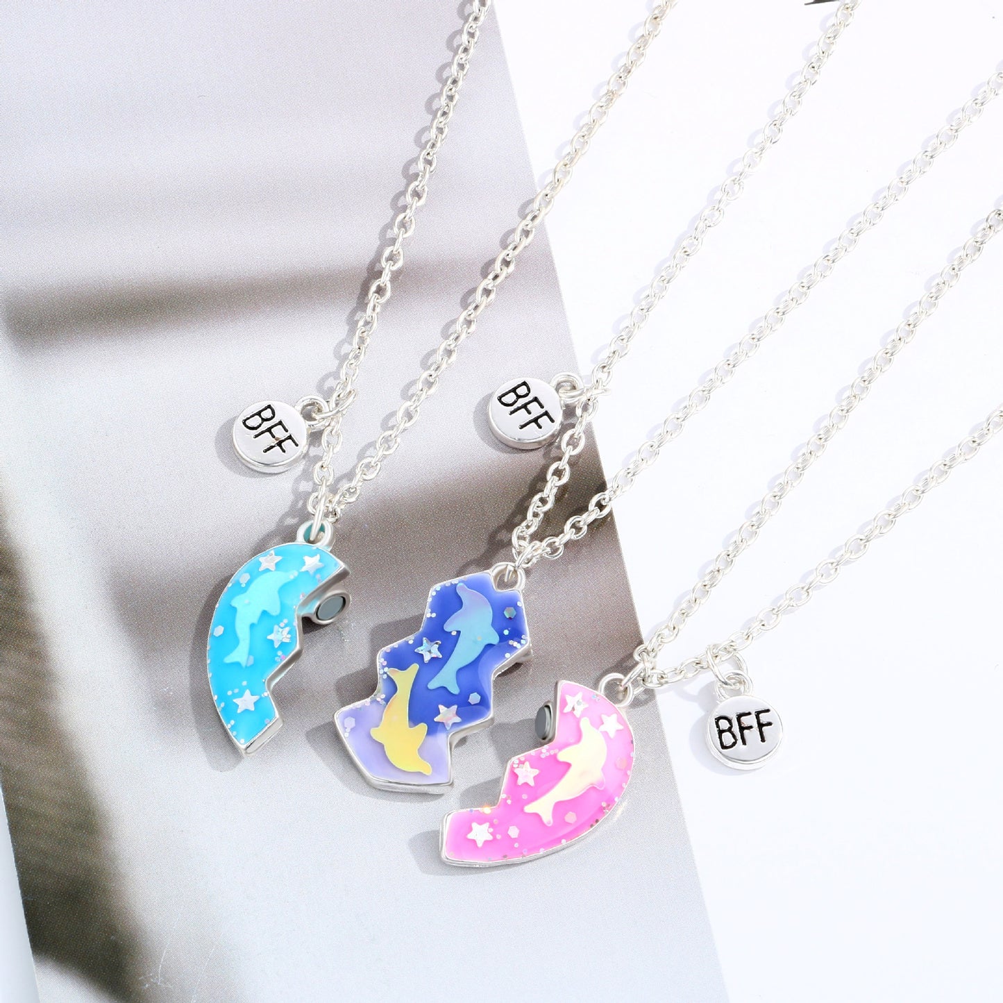 Children's Dolphin Dripping Oil Magnet Stitching Love Necklace 3 Sets