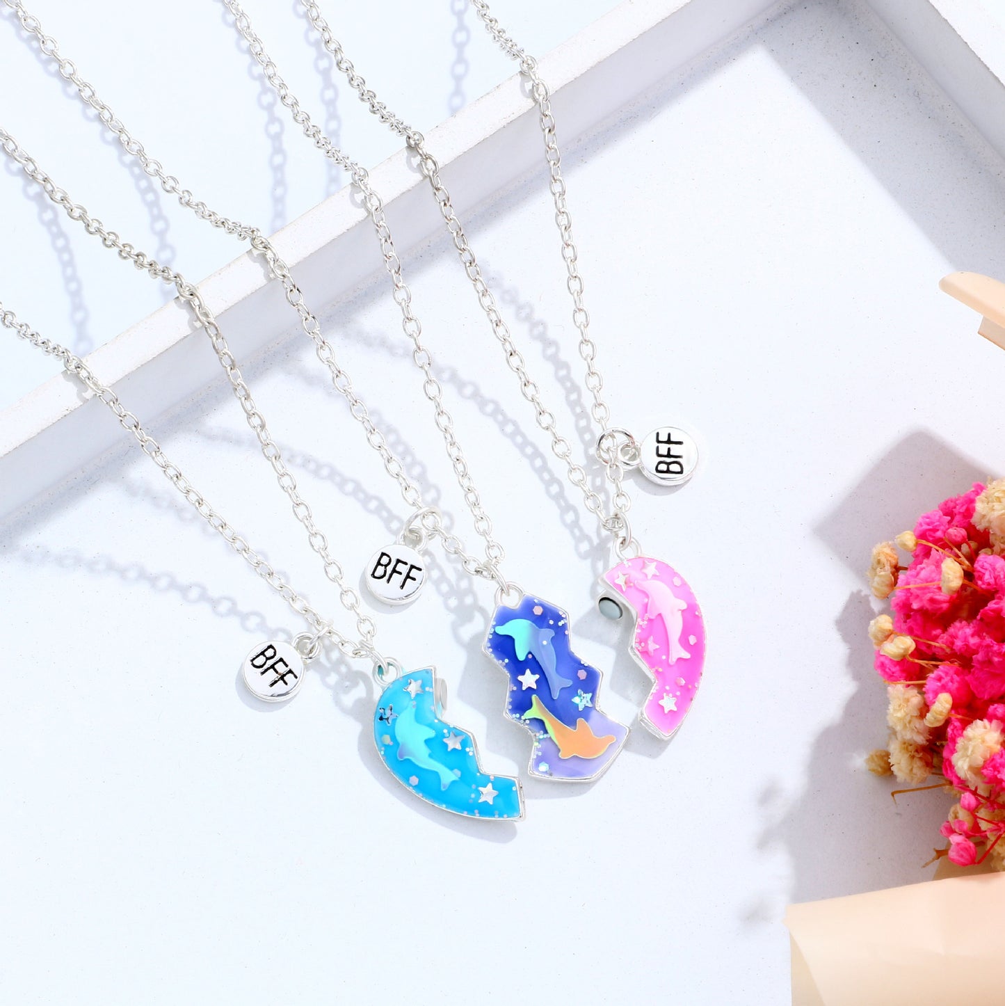 Children's Dolphin Dripping Oil Magnet Stitching Love Necklace 3 Sets
